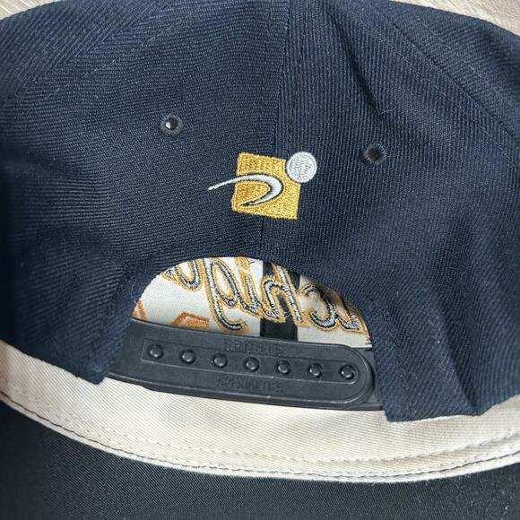 Vintage Sports Specialties Michigan Wolverines Hat Snapback Wool Blend Blue Cap - Picture 2 of 9